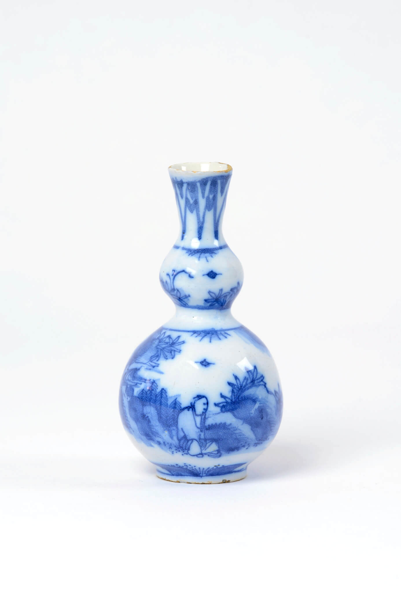 D2003. Blue and White Small DoubleGourdShaped Vase Aronson