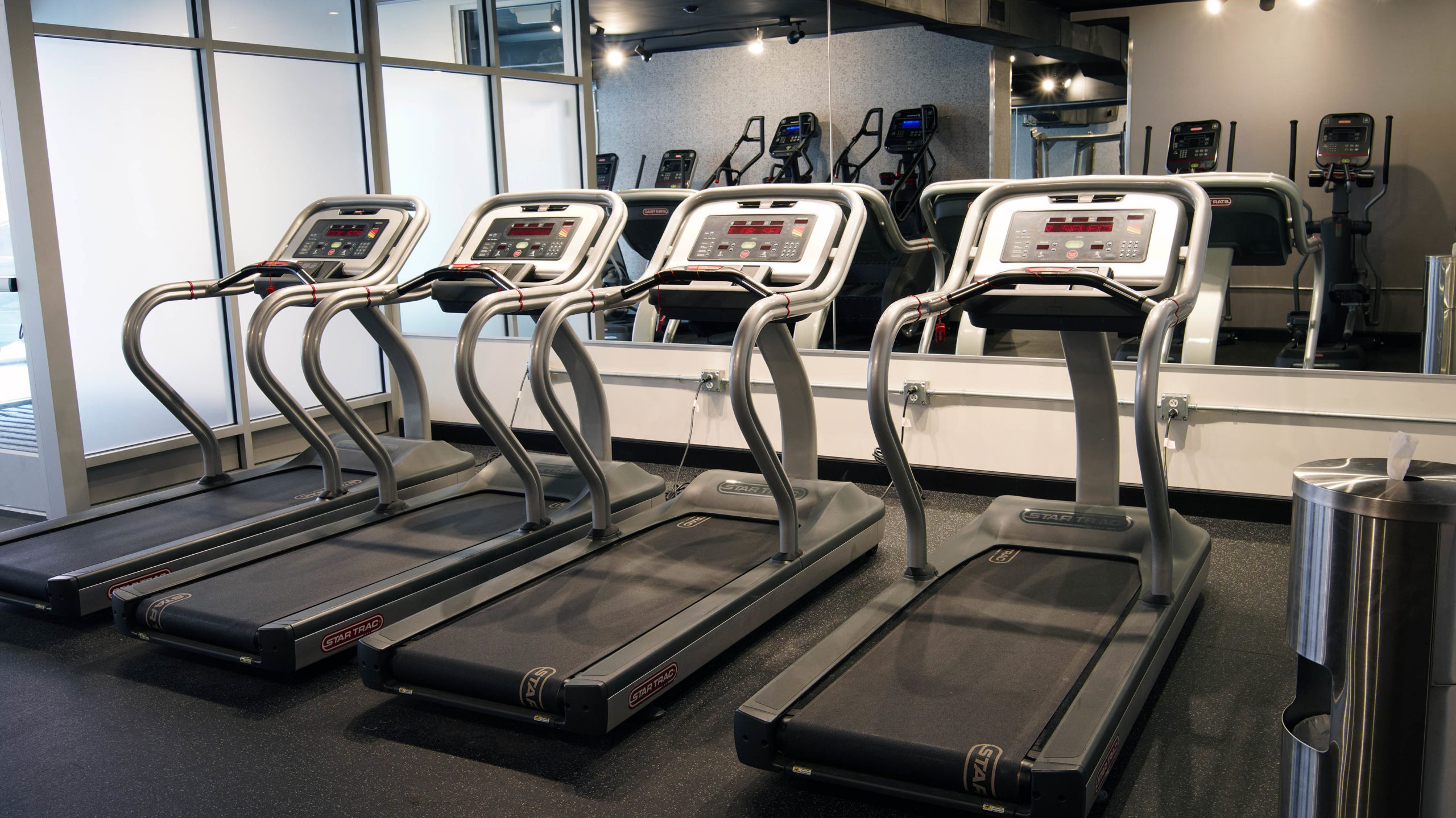 Associated Realty Property Management Centre Court Apartments Penn