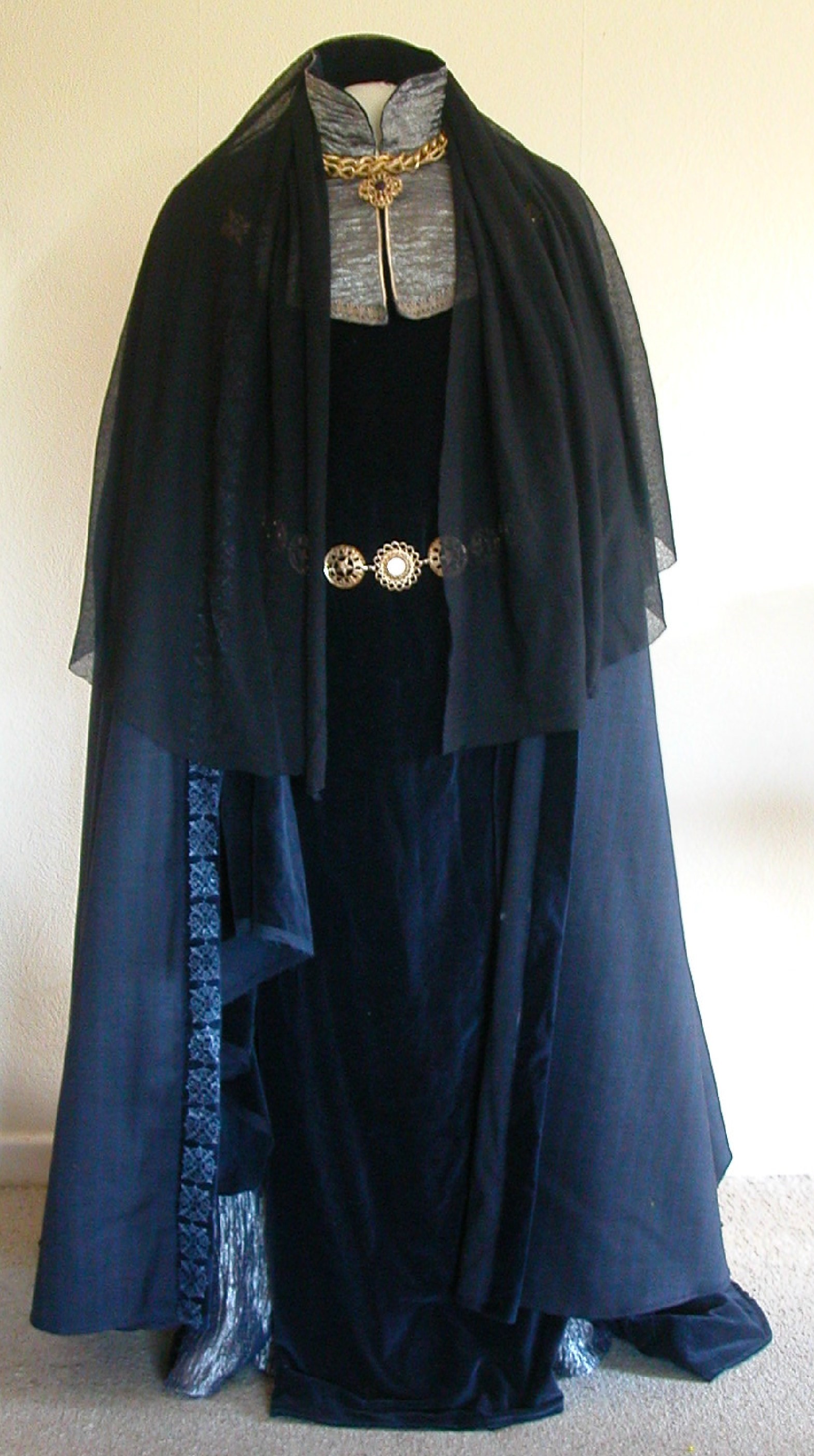 eowyn funeral » The Frock Chick