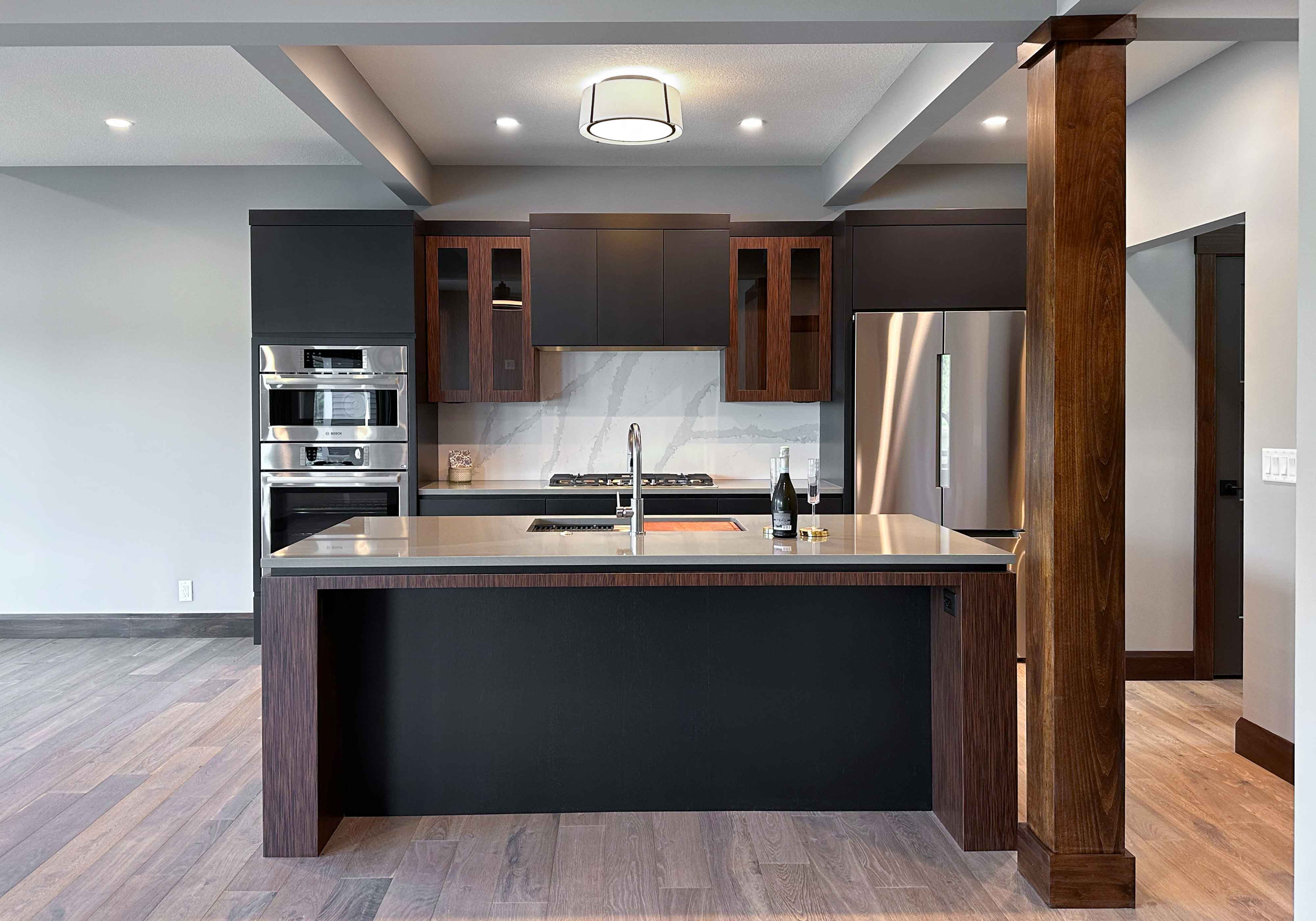 Photo Gallery of Arrowhead Luxury Leasing In Columbiana Ohio