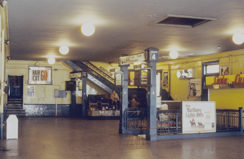FLATBUSH AVENUE TERMINAL 3 INTERIOR