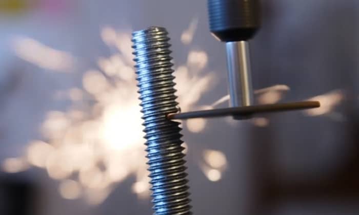 How to Cut a Threaded Rod - 4 Steps (w/ Photos)