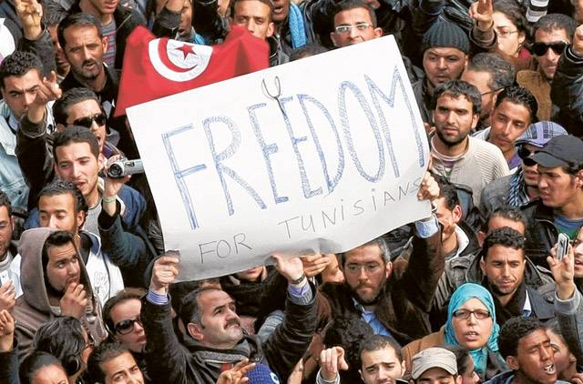 Tunisia Stop prosecuting journalists and users ARTICLE 19