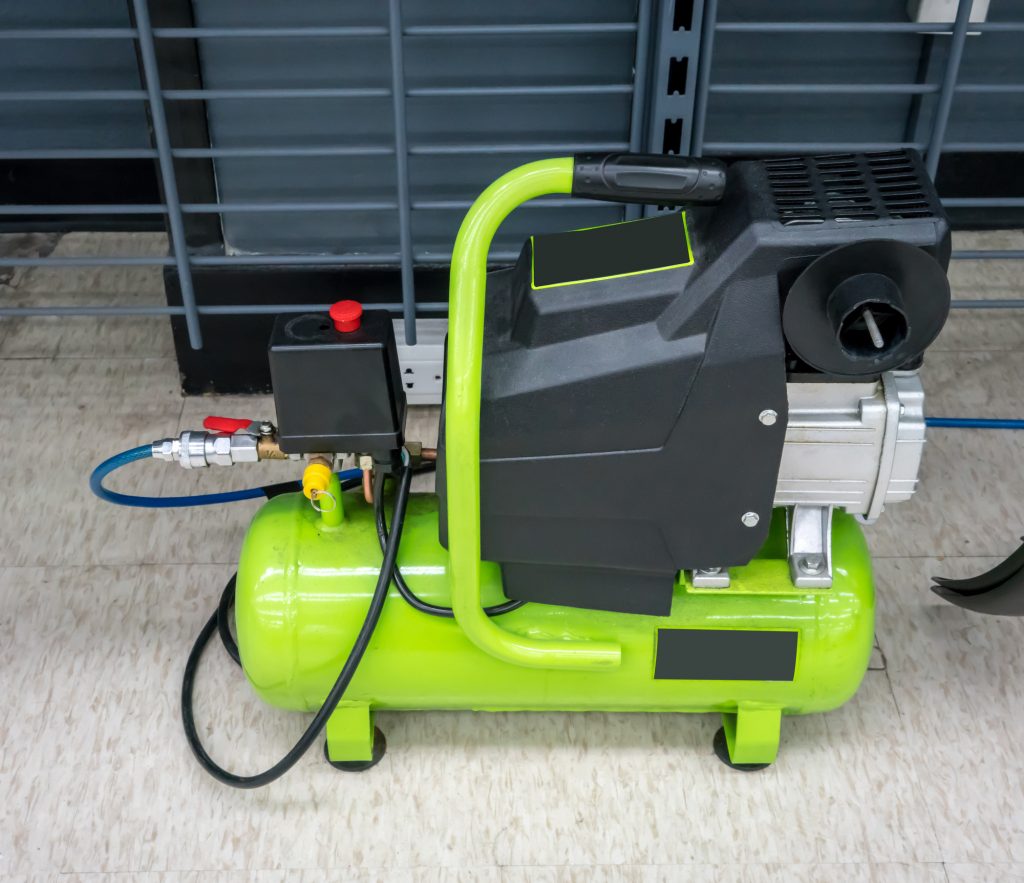 5 Important Air Compressor Uses for Farmhands