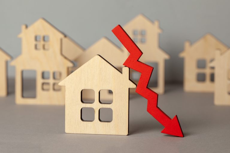 What Makes Property Value Decrease? 5 Things