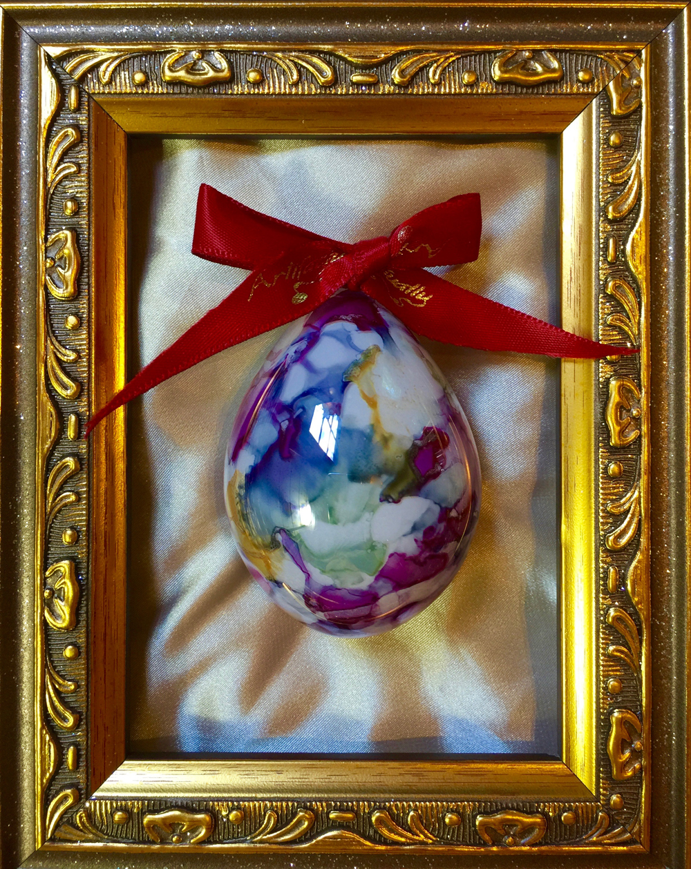 Marble Egg Ornament (M) Purple Artifactually
