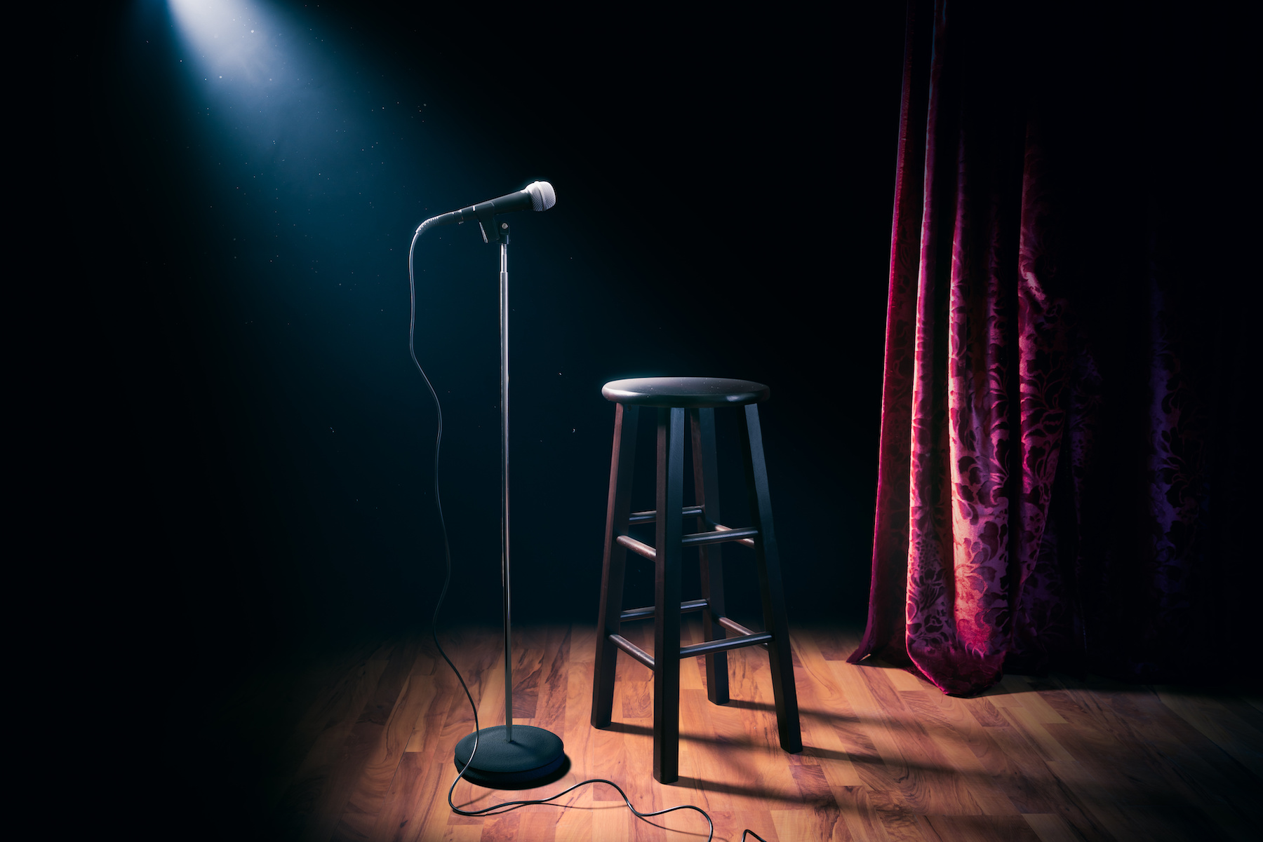 Best Microphone Stands for HandsFree Presentations and Performances