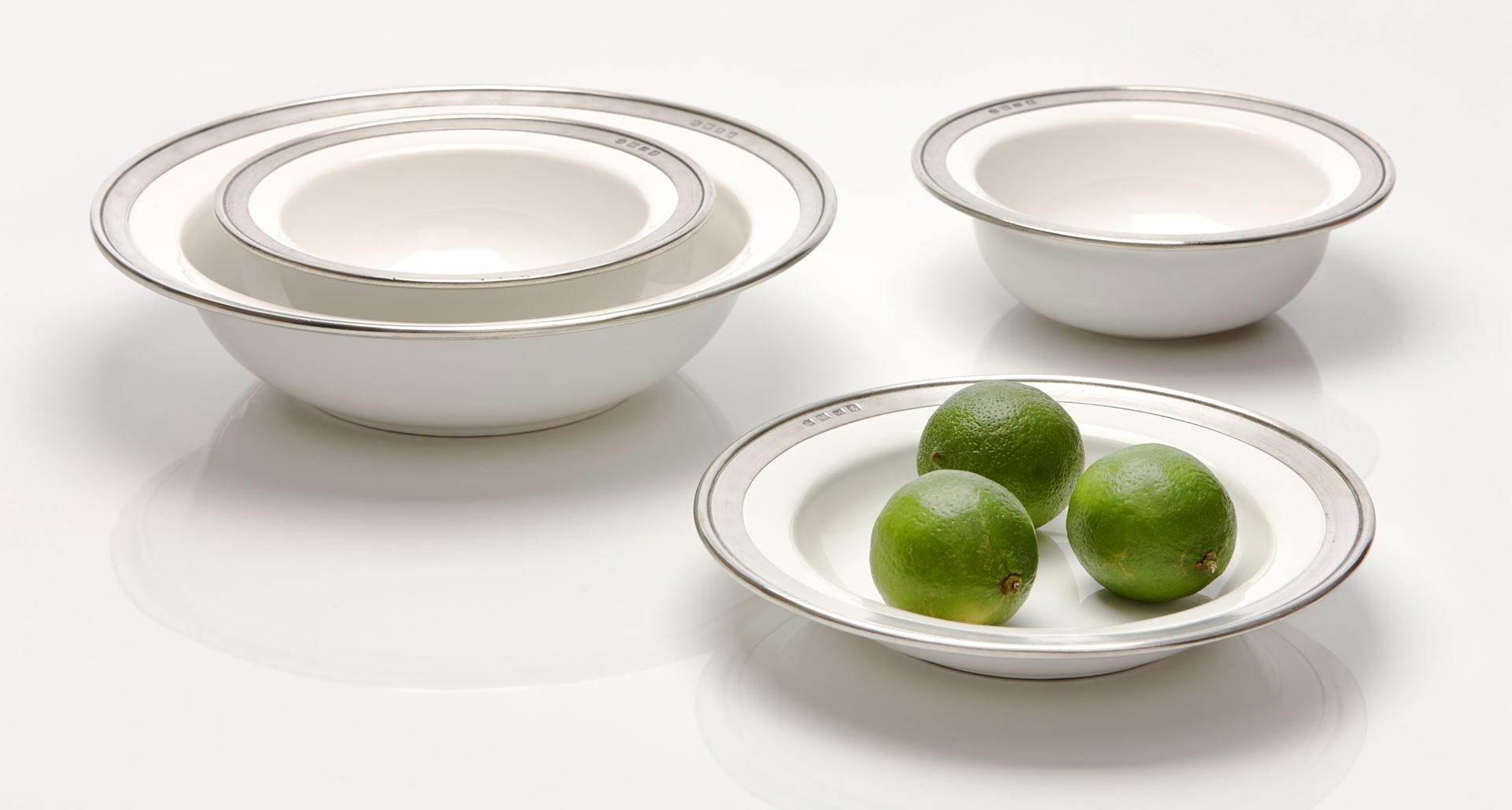 Italian pewter dinnerware manufacturer Cosi Tabellini
