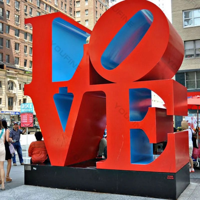 Stainless Steel Valentine's Day Sculpture Theme