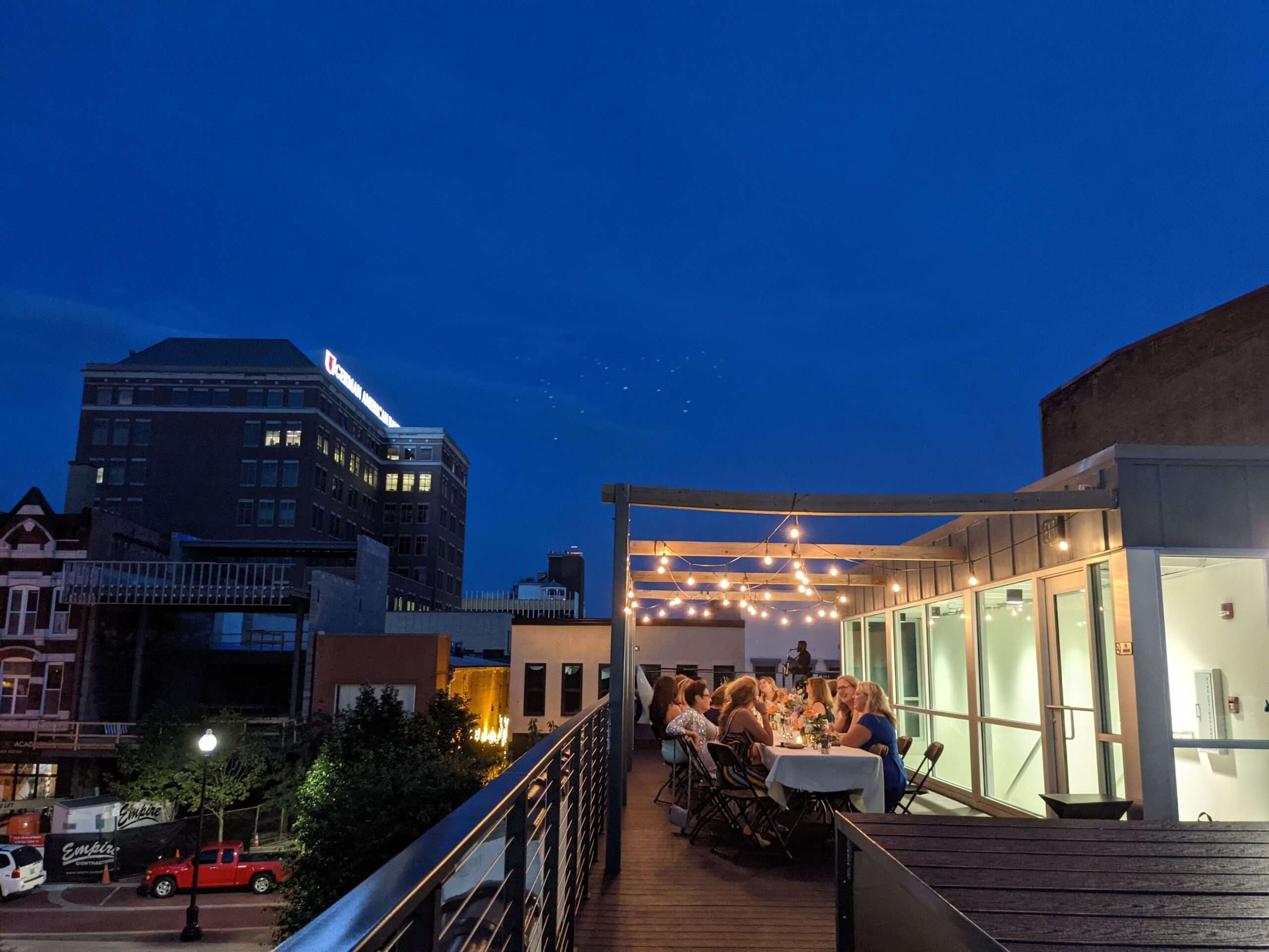 Rent the art gallery and rooftop in Downtown Evansville for your next(03)