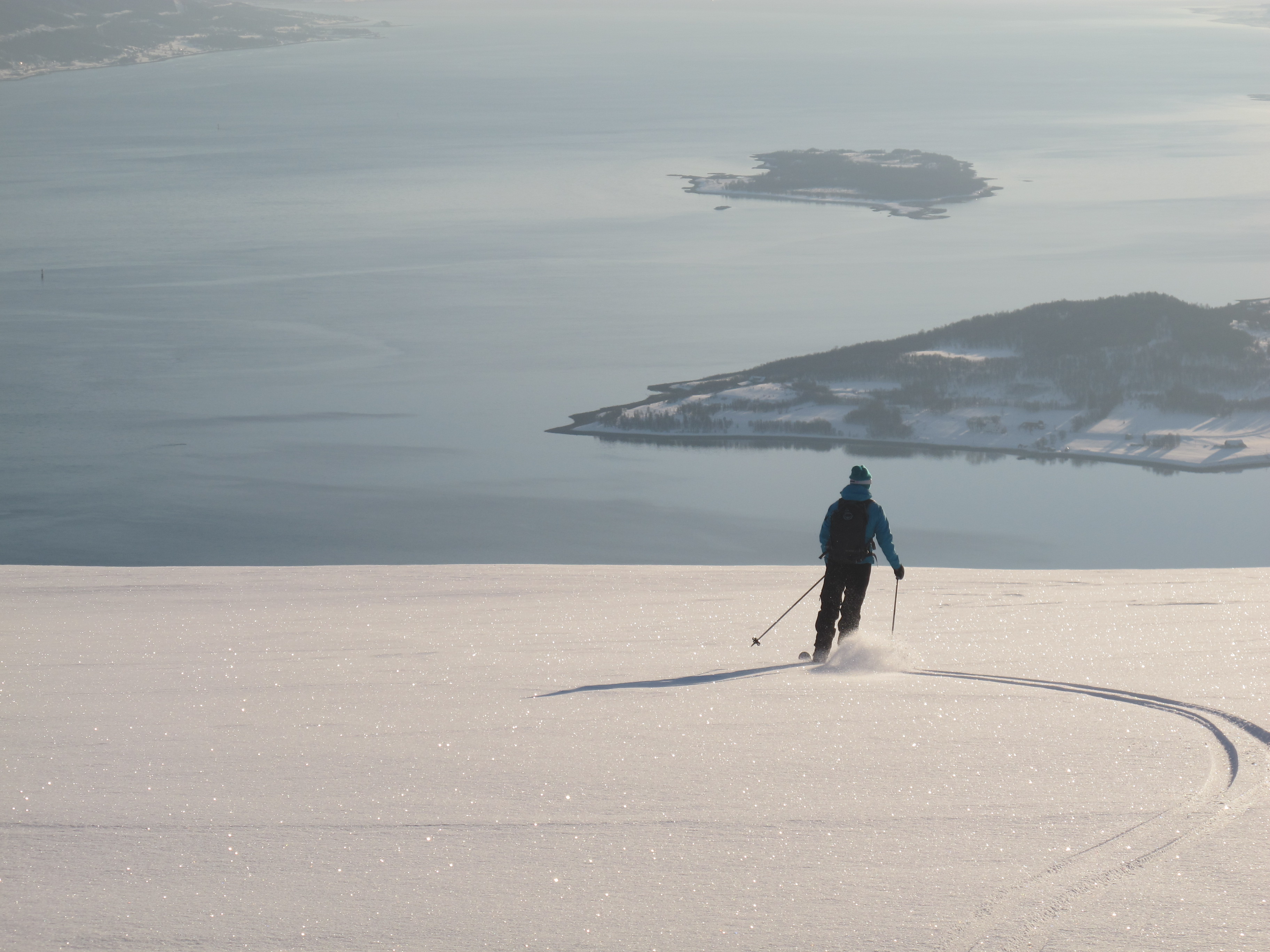 Ski touring in Tromsø AscentDescent