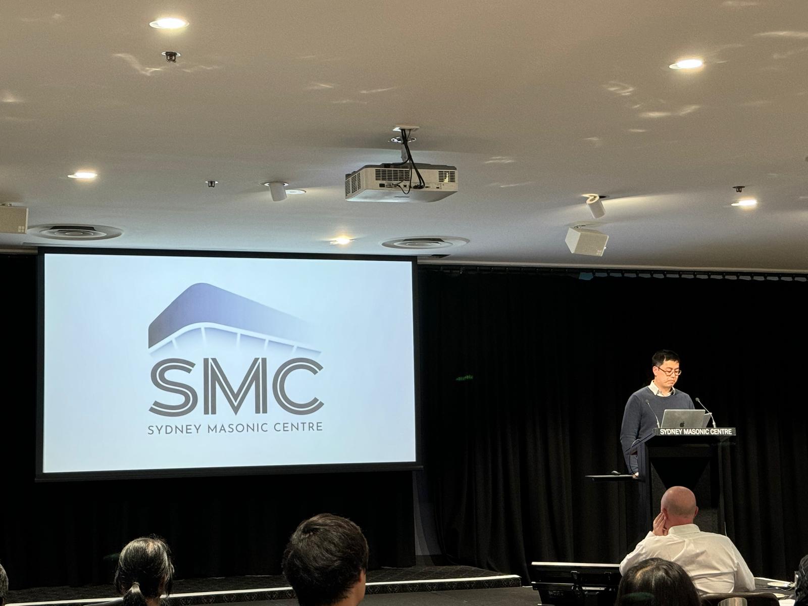 DR LYDIA LIM OMFS Update for the Endodontist Australian Society of