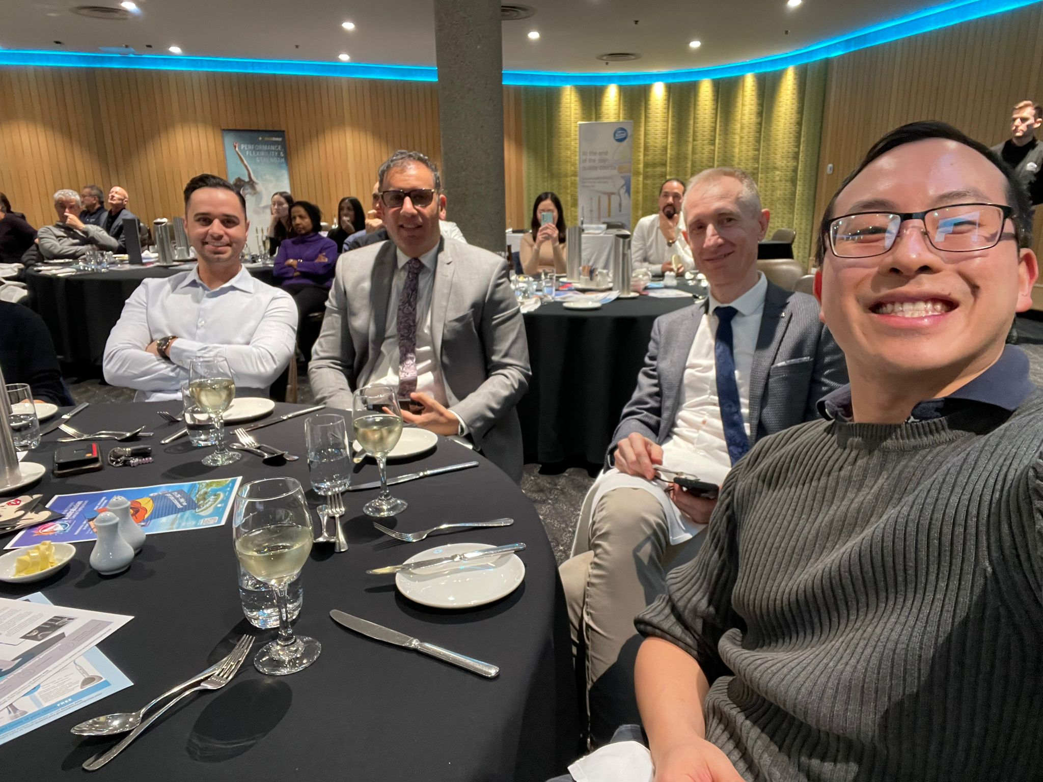 DR LYDIA LIM OMFS Update for the Endodontist Australian Society of