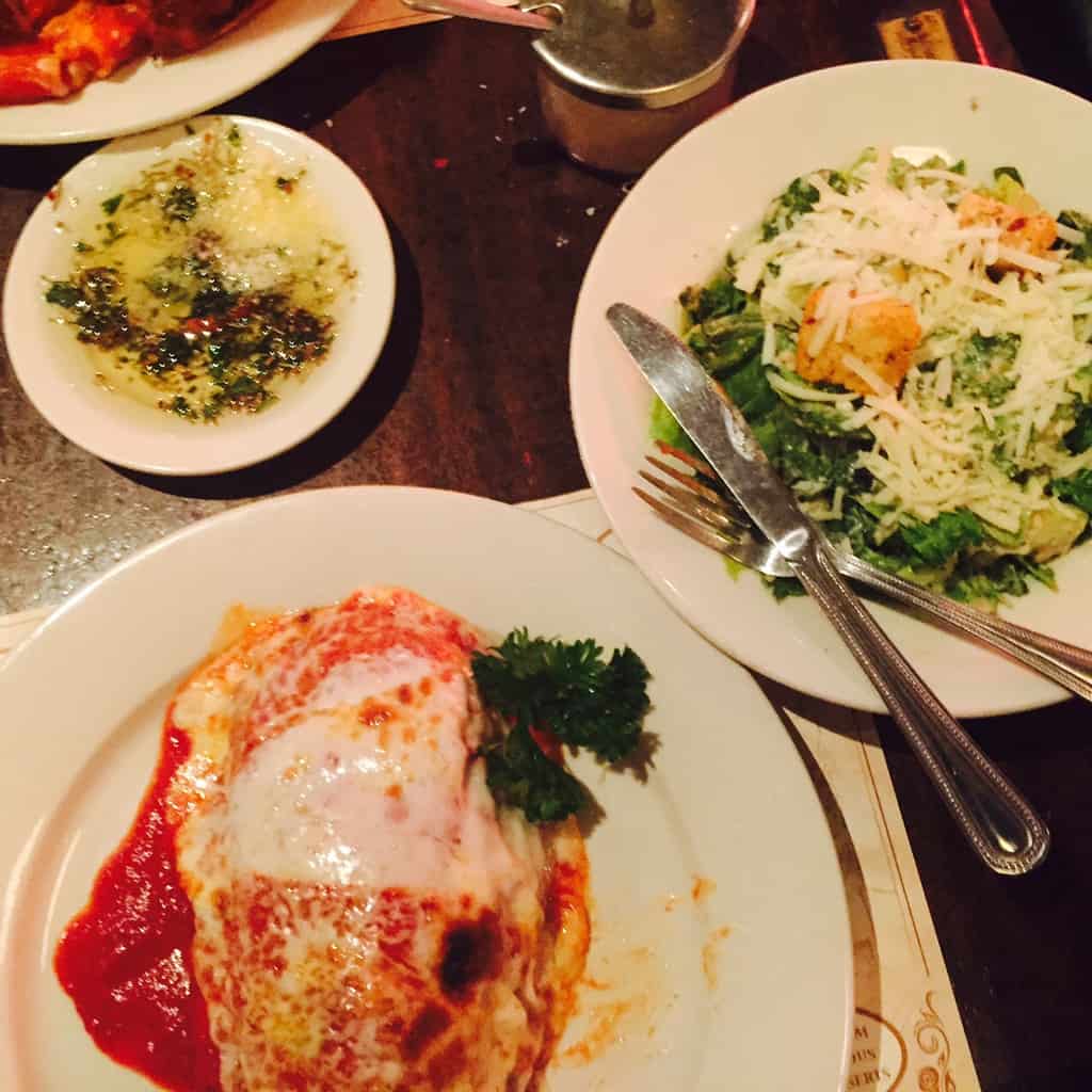 Table Hopping Vincent's Clam Bar (Garden City, NY) — The Buppie Foodie