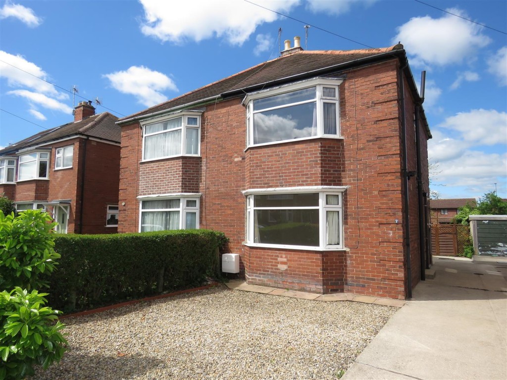 Westfield Drive, Fulford, York, YO10 4JL, 3 bedroom, House SemiDetached
