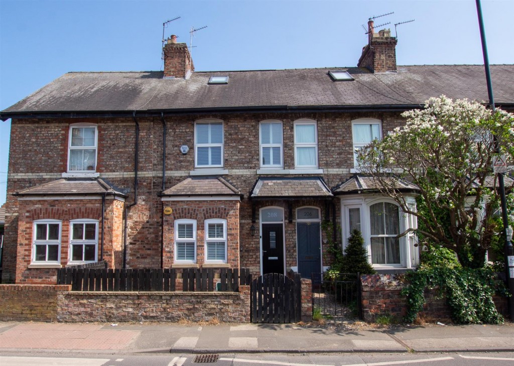 Burton Stone Lane, York, YO30 6DF, 3 bedroom, House Mid Terrace