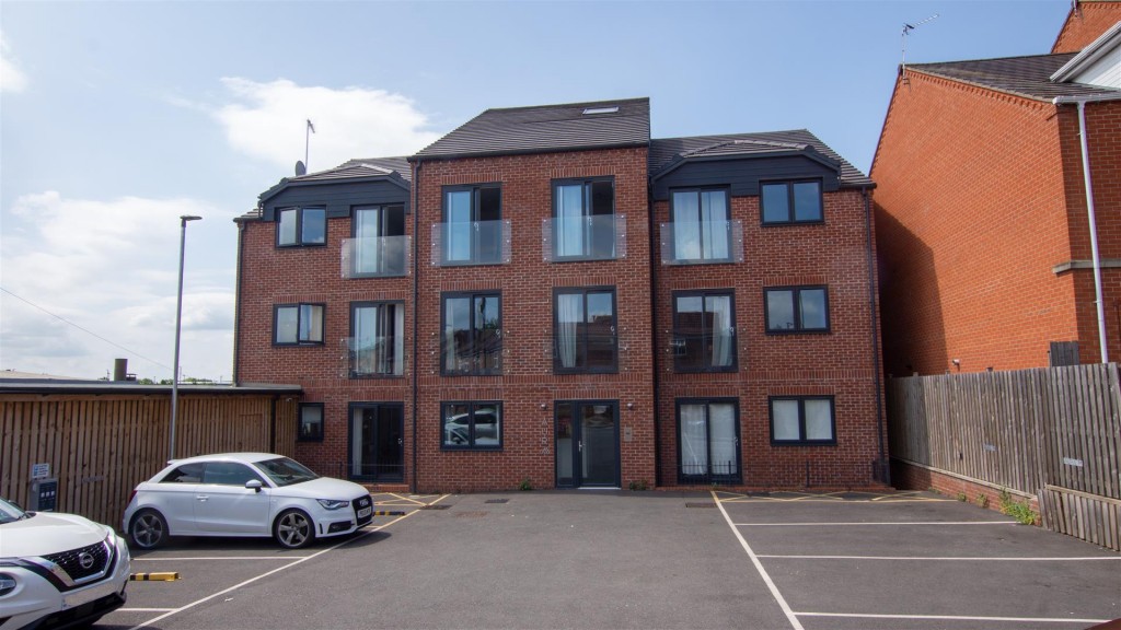 Aura, Hallfield Road, York, YO31 7XQ, 2 bedroom, Apartment