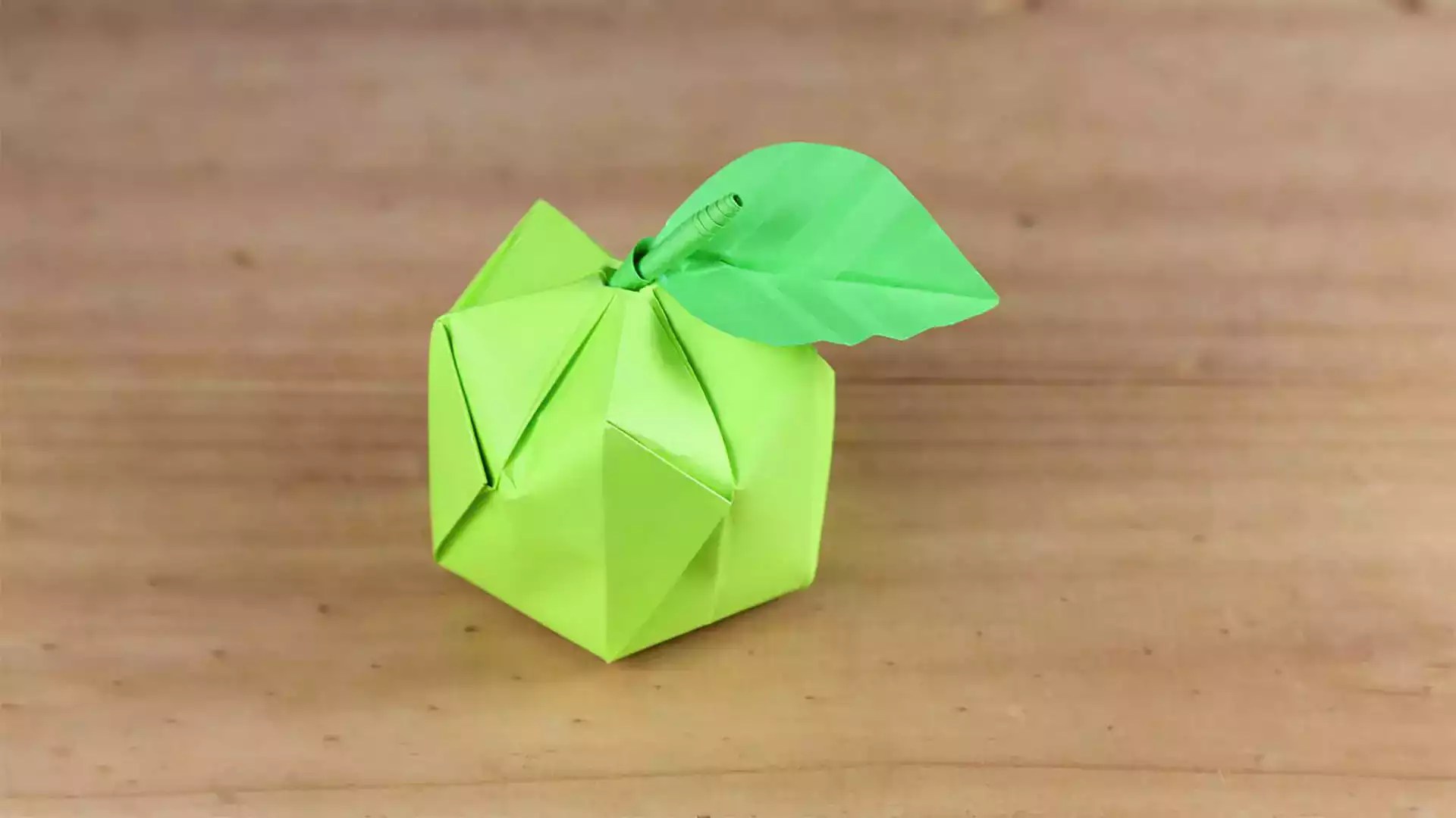 Origami ile elma yapımı