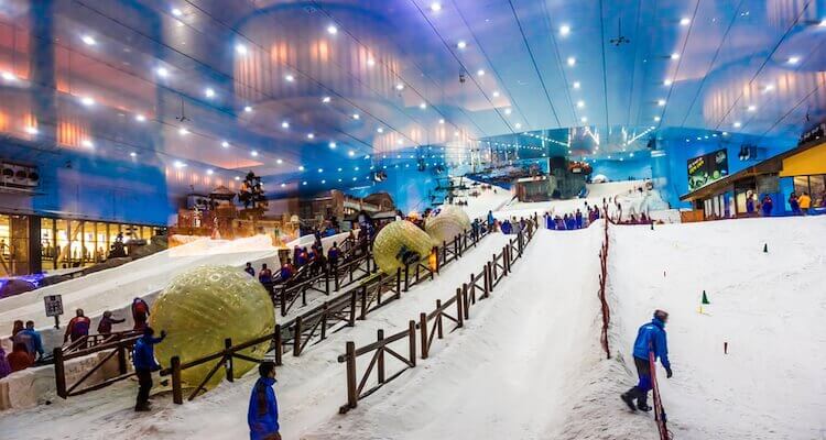 Ski fahren in Dubai im größten IndoorSnowpark der Welt