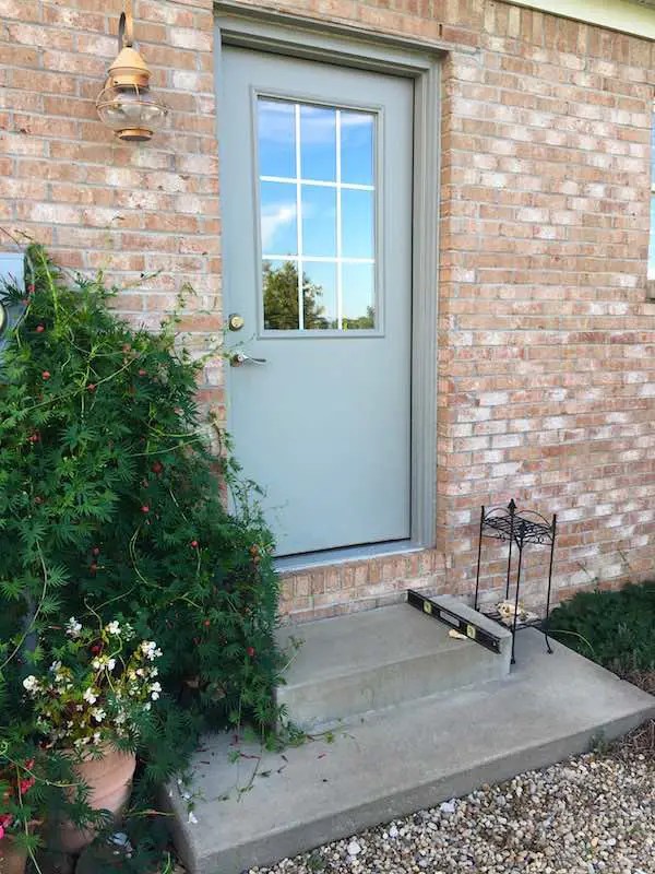 Replace Concrete Stoop