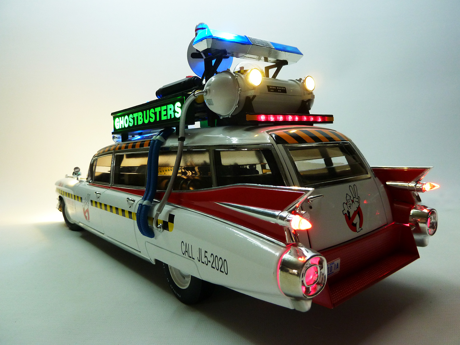 Cadillac Ghostbusters Ecto 1