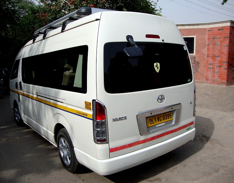 6 Seater Toyota Van Hire Delhi Luxury Toyota Hiace Rent In India