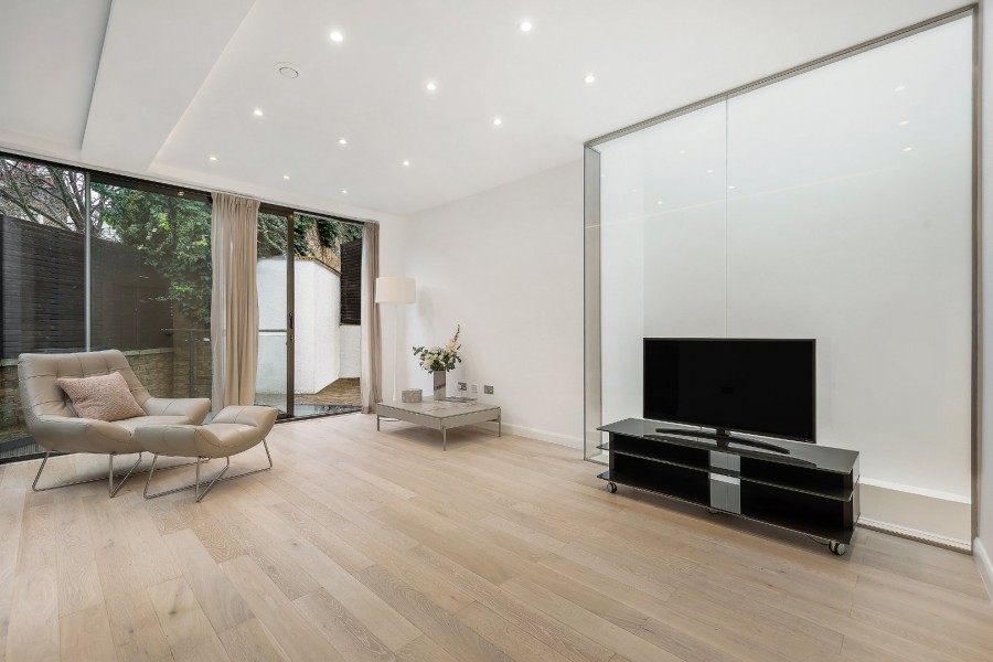 Broughton Road, Fulham, SW6 Aspire