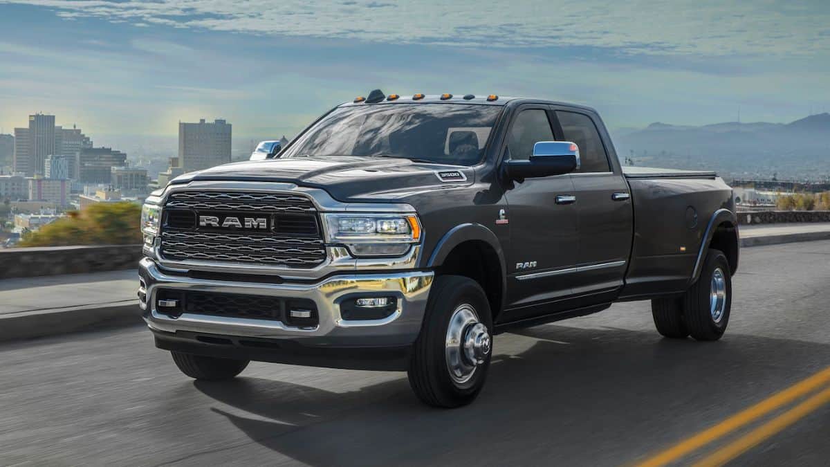 Chrysler is recalling model year 2021 ram 2500, 3500, and 3500, 4500 & 5500 cab chassis trucks with a cummins 6.7l turbo diesel engine. Ø£Ø³ÙØ£ 6 Ø³ÙØ§Ø±Ø§Øª Ø¨ÙÙ Ø§Ø¨ Ø¨Ø§ÙØ§Ø¹ØªÙØ§Ø¯ÙØ© ÙÙ 2019 - Ø§ÙØ³ÙØ§Ø±Ø§Øª Ø§ÙÙÙÙØ¹