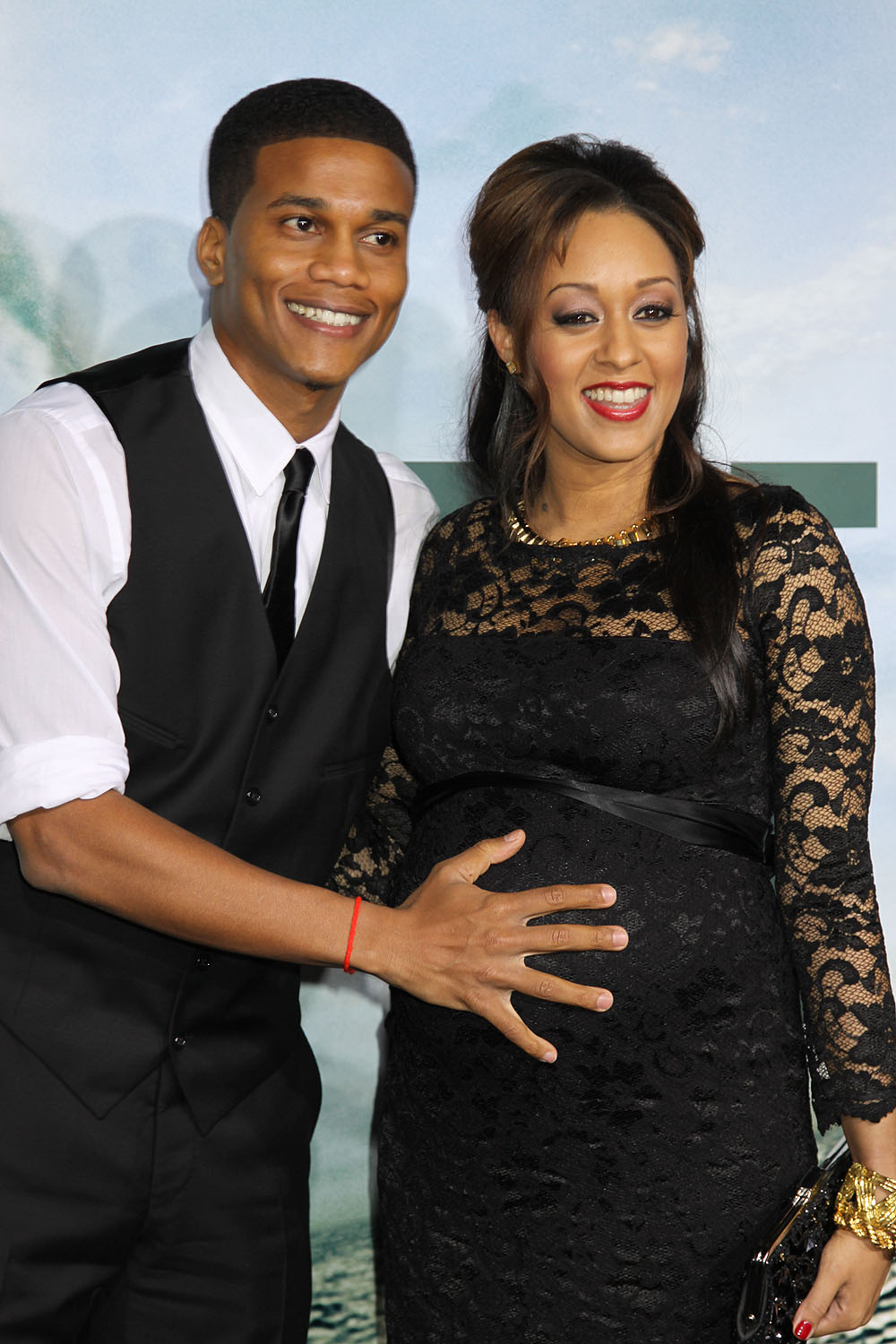 Cory Hardrict and wfie Tia Mowry at the premiere of BattleLos Angeles