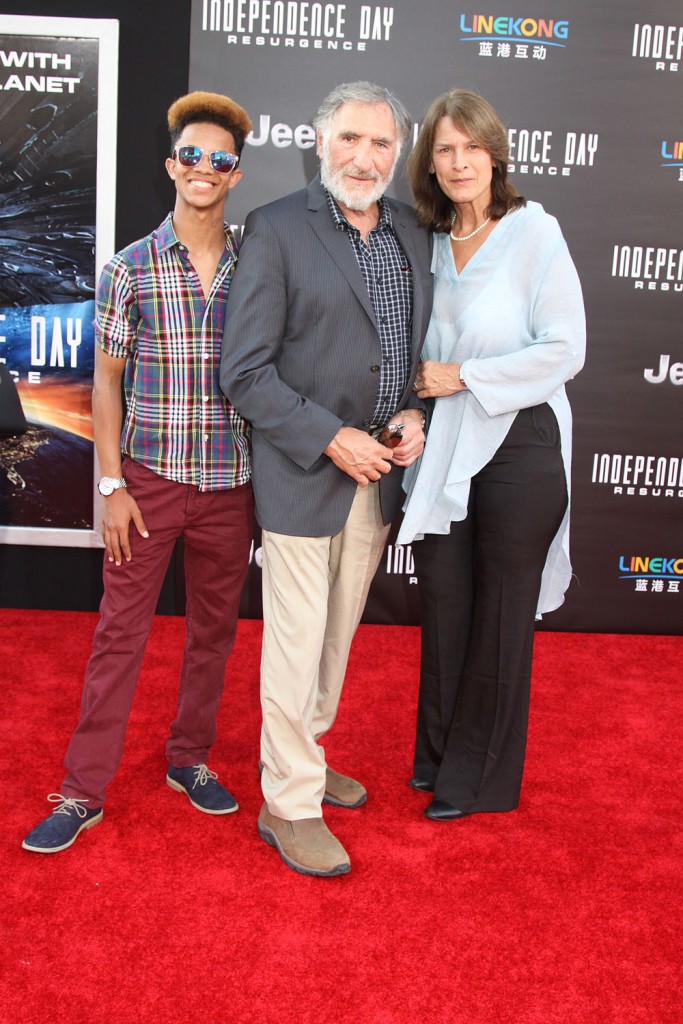 Judd Hirsch and family Assignment X Assignment X