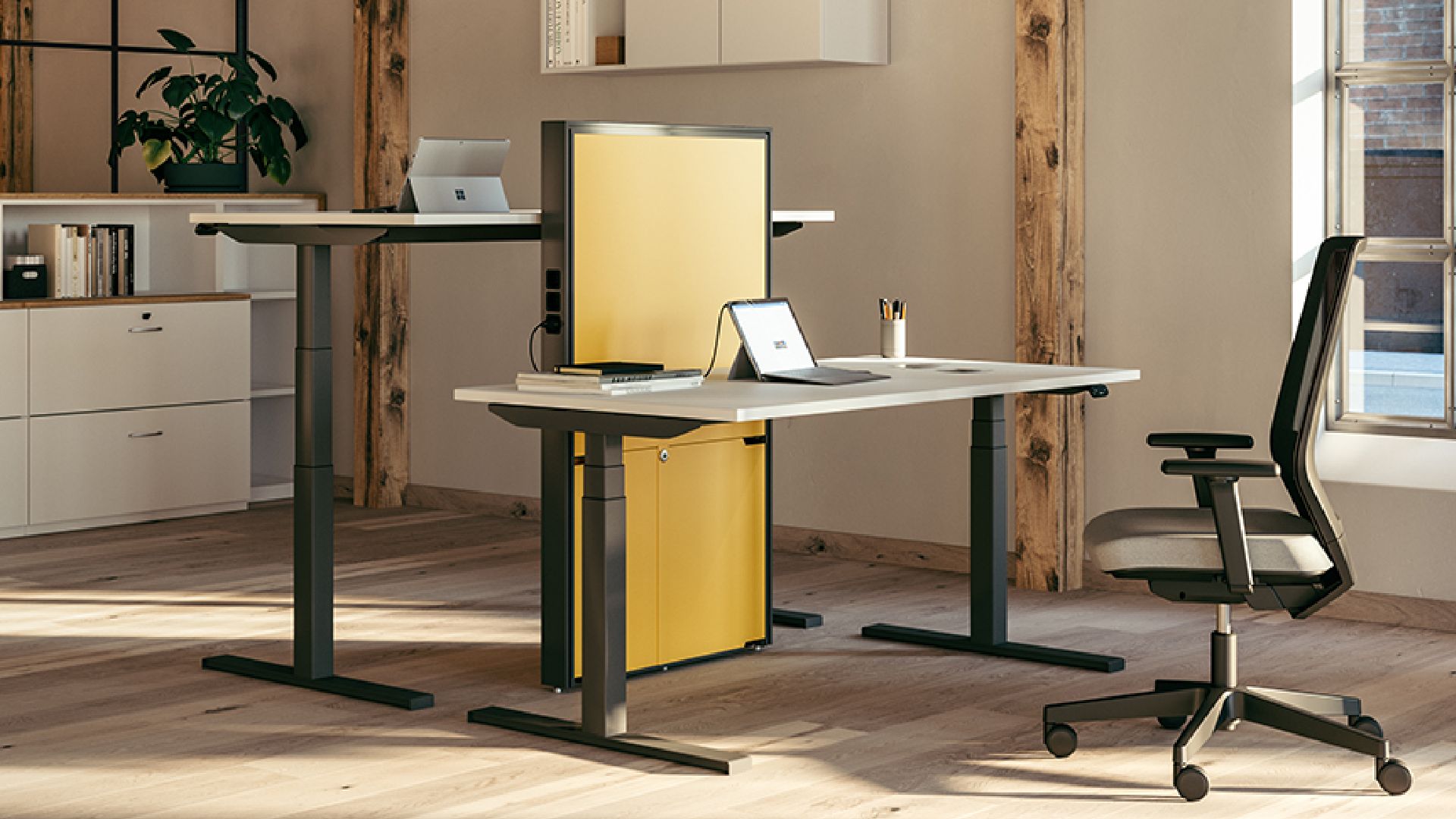 Modern office furniture ASSMANN