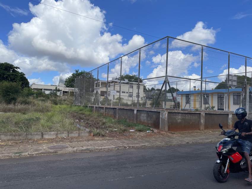 Land for Sale at Baie du Tombeau Aster Vender Land