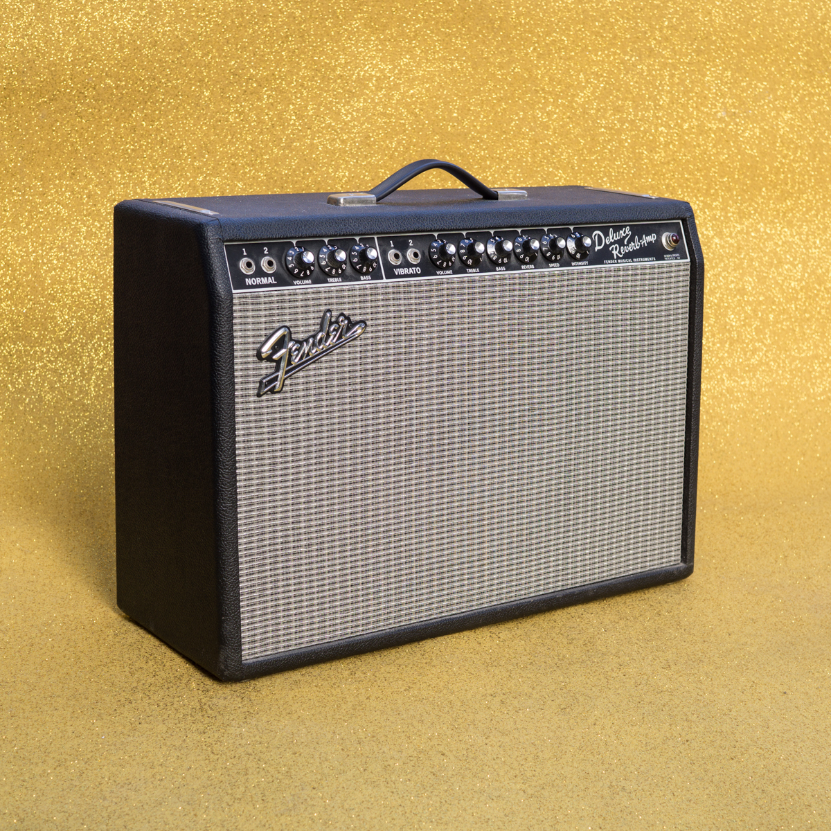 FenderDeluxeReverb_TheRockingChair2 Astner's Guitars