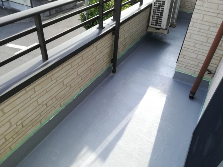 素人でも簡単！DIYでベランダを防水する方法【費用2万円以下】