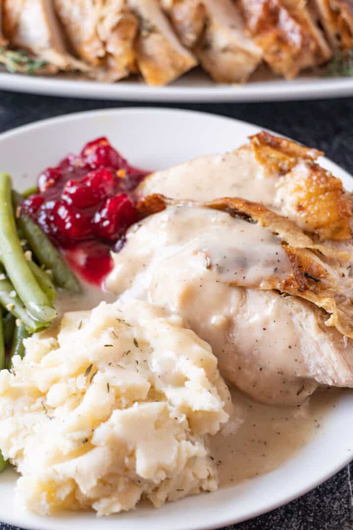 Easy Gravy Without Drippings 5 Ingredients and Made in 5 Minutes