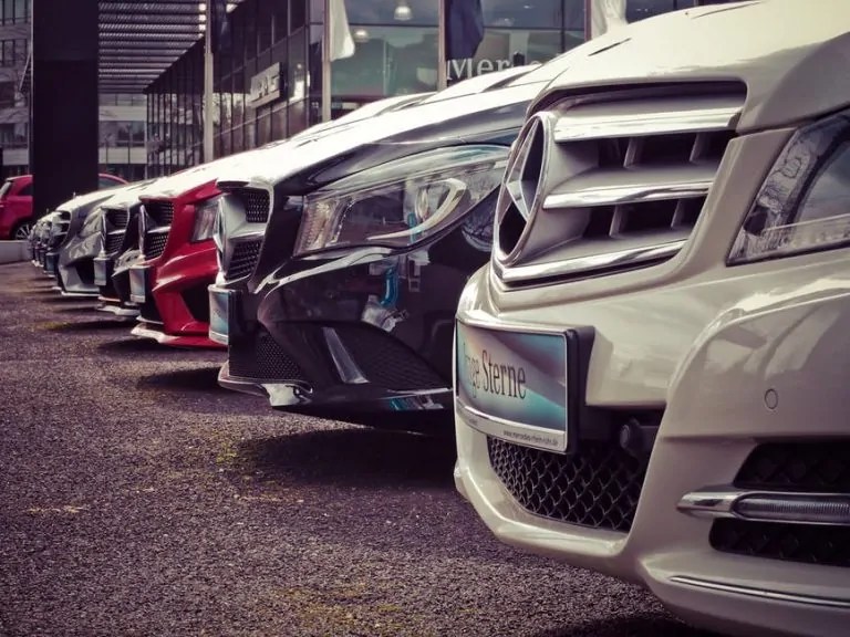 How to Find the Right Car 5 Key Tips for Choosing the Best Dealership