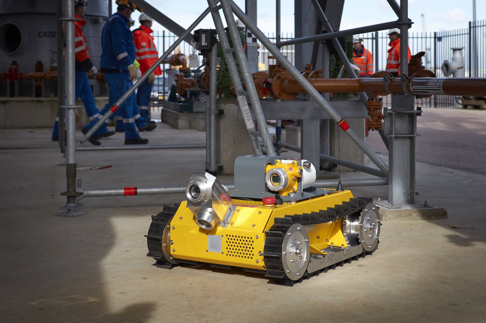 ExR1 Zone 1 Reliable robot for general inspections on even surfaces