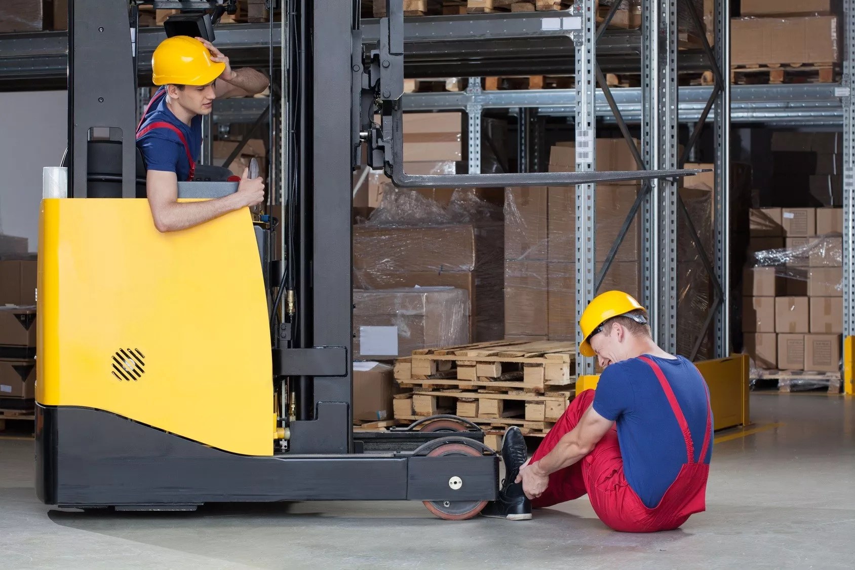 Blog Teaching Forklift Safety to Warehouse Workers Atlas Toyota