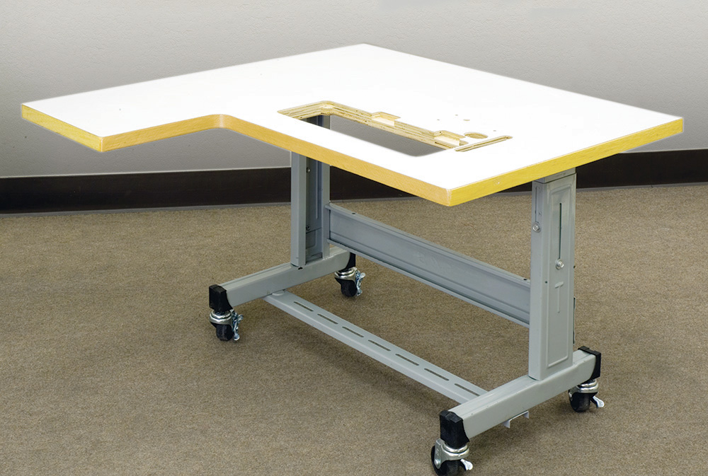 Tables Sewing Machine m Atlanta Attachment Co.