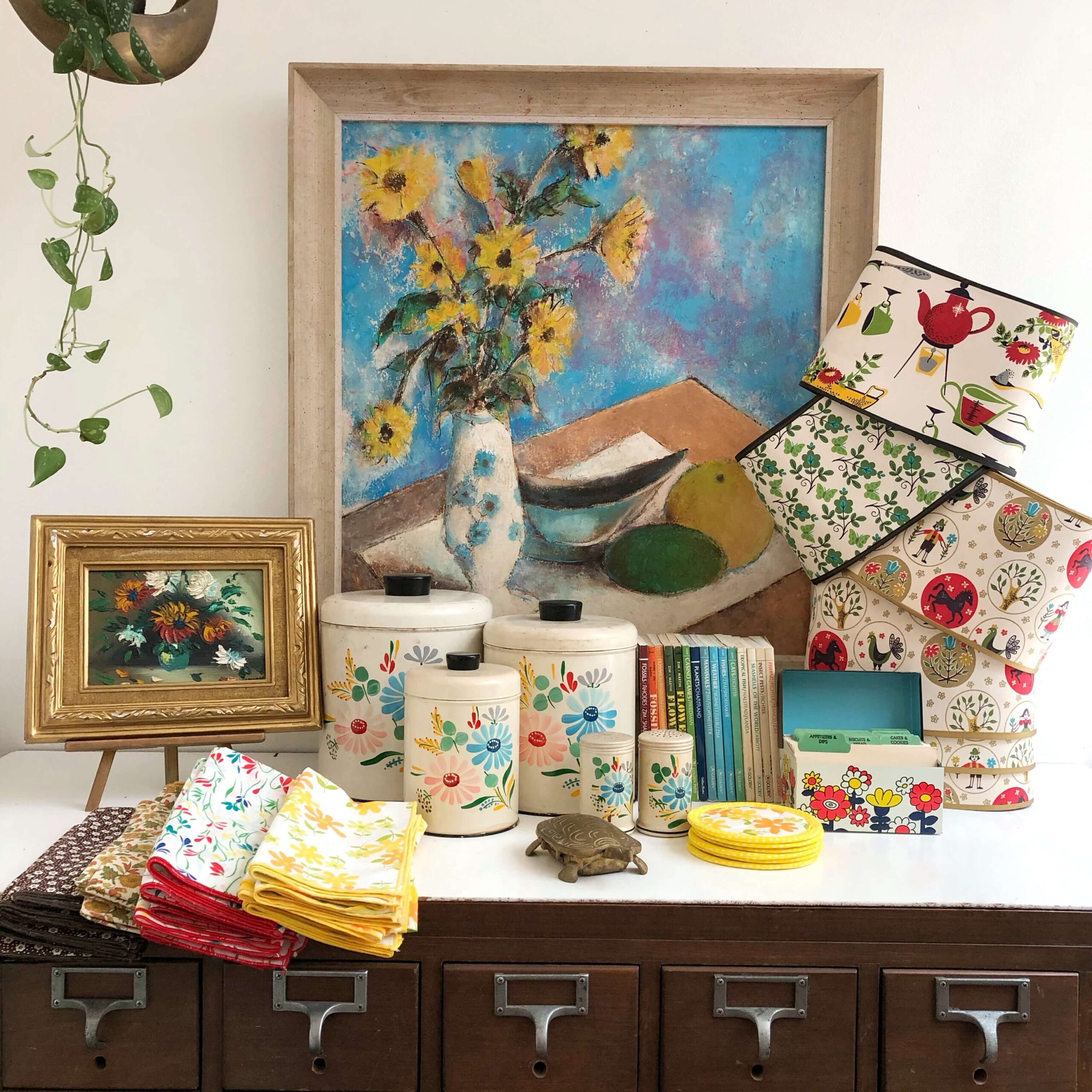 Everything You Need to Know about Selling Vintage Decor Online Home