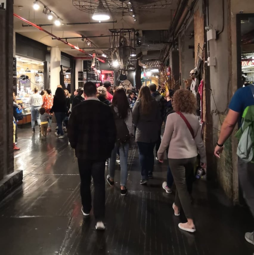 Catcalling significato origini frasi e come difendersi
