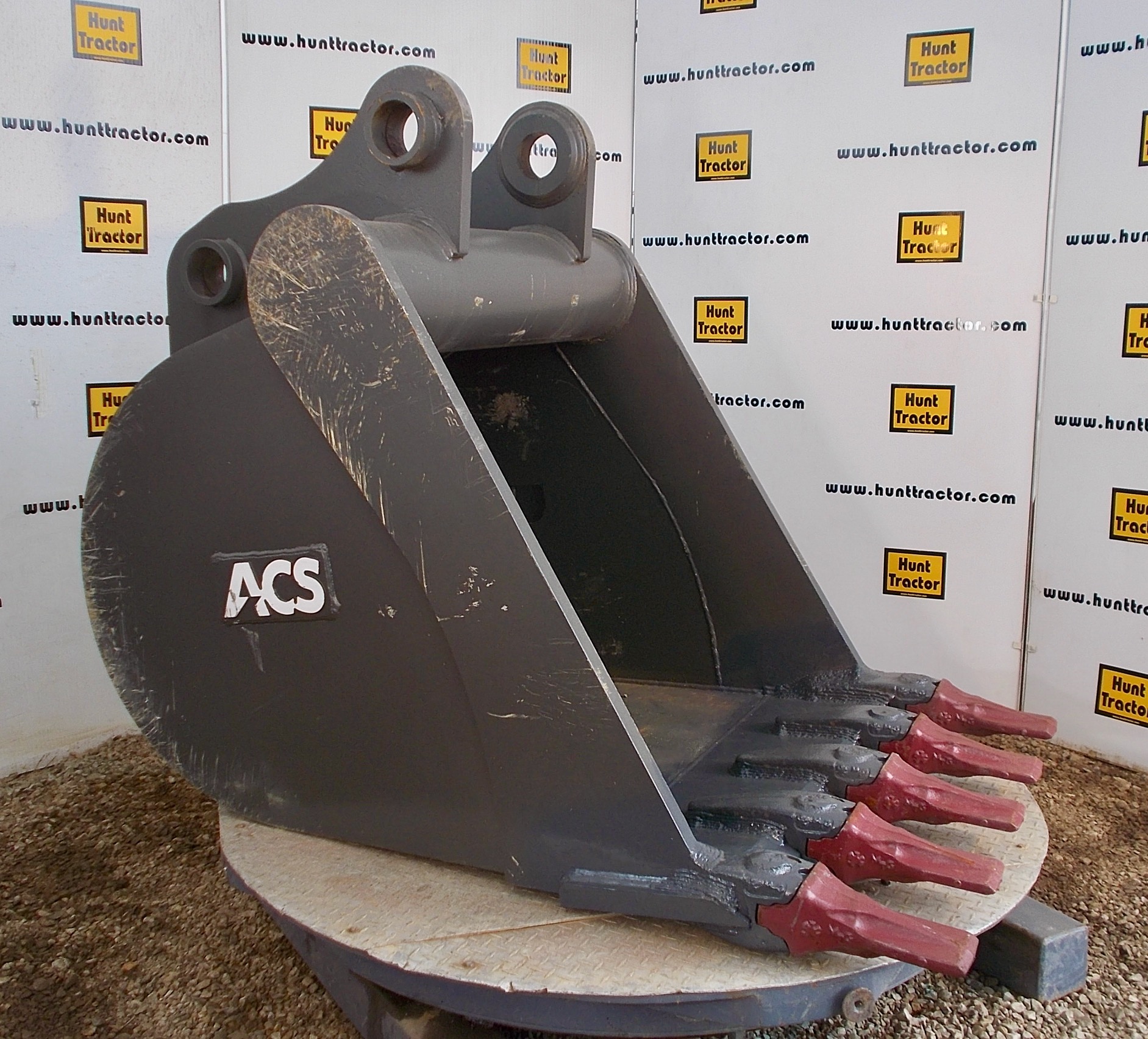Attachment Zone New 44" PinOn Excavator Bucket For Sale