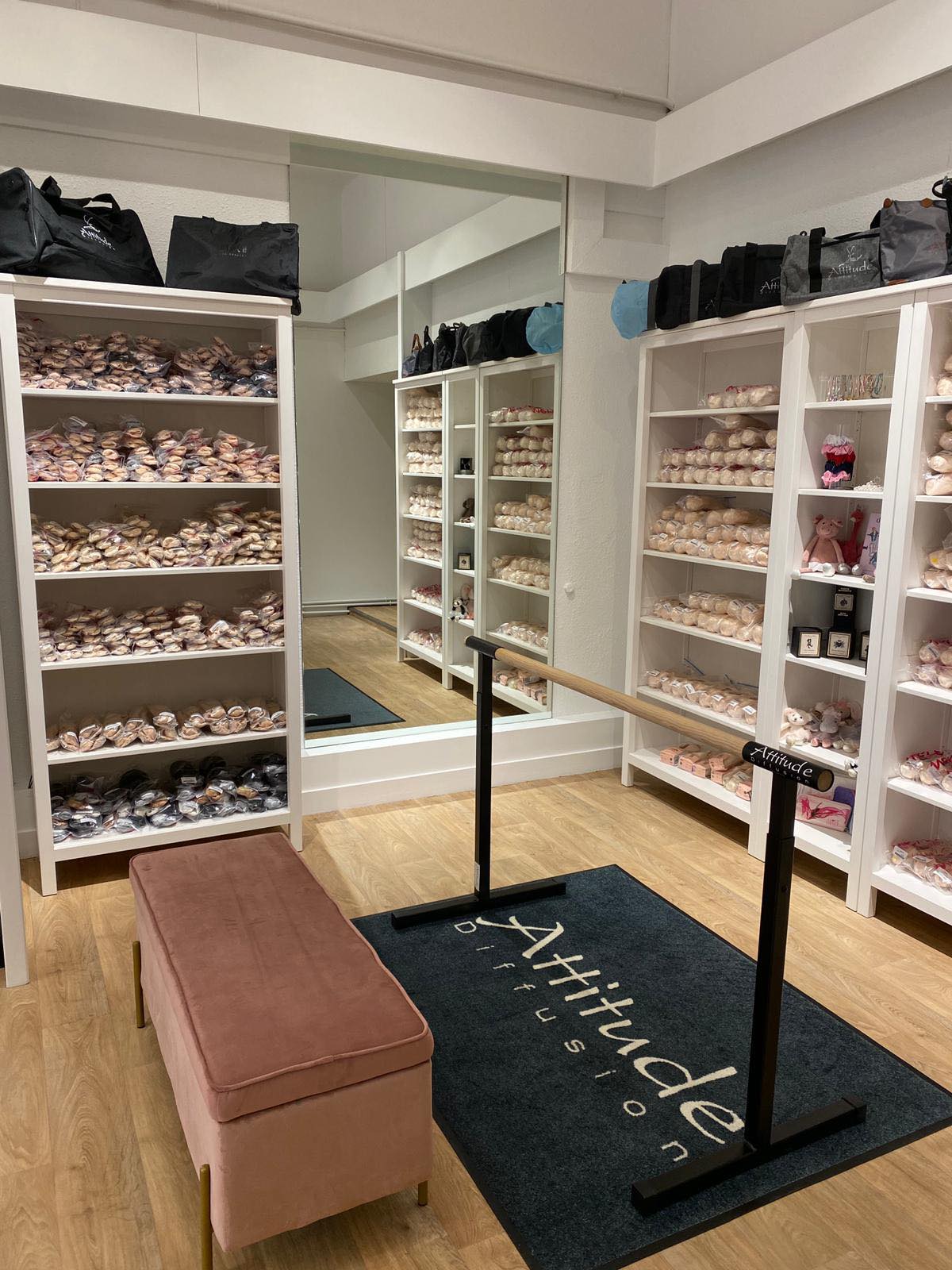 Magasin de Danse Attitude Tours