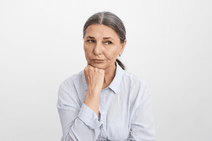 10 Signs Your Boyfriend's Mom Doesn't Like You Attraction Diary