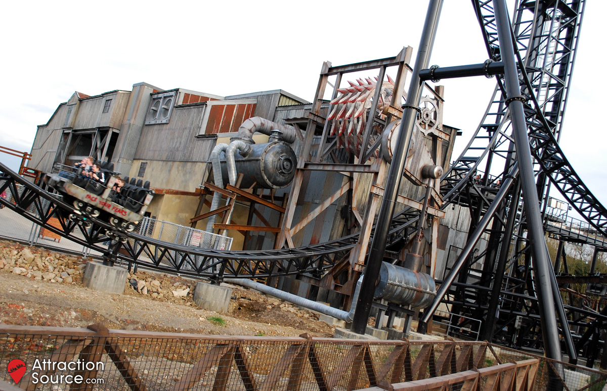 SAW The Ride Behind the Scenes Attraction Source