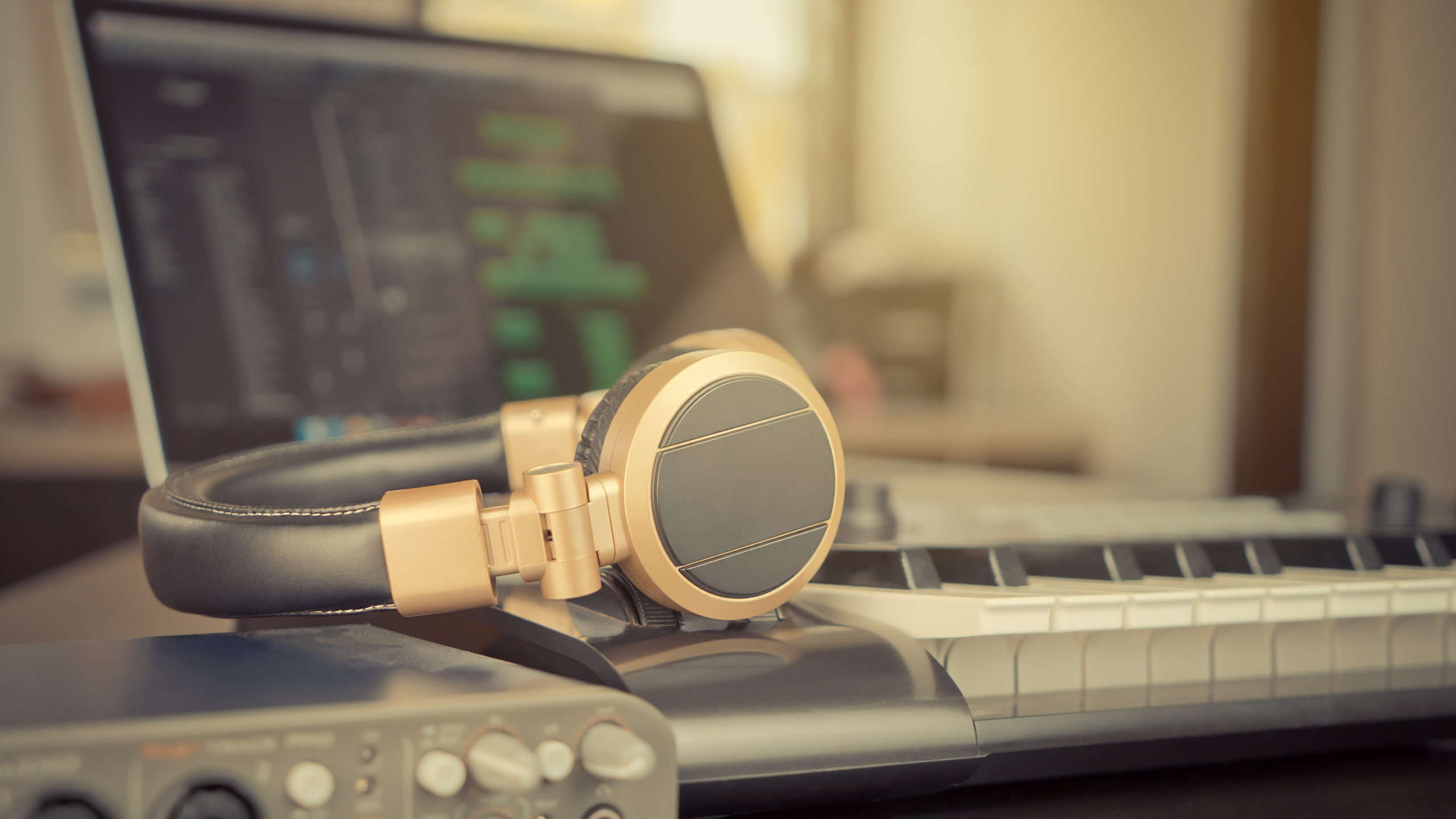 How to Make a Recording Studio in Your Room The Ultimate (and Only