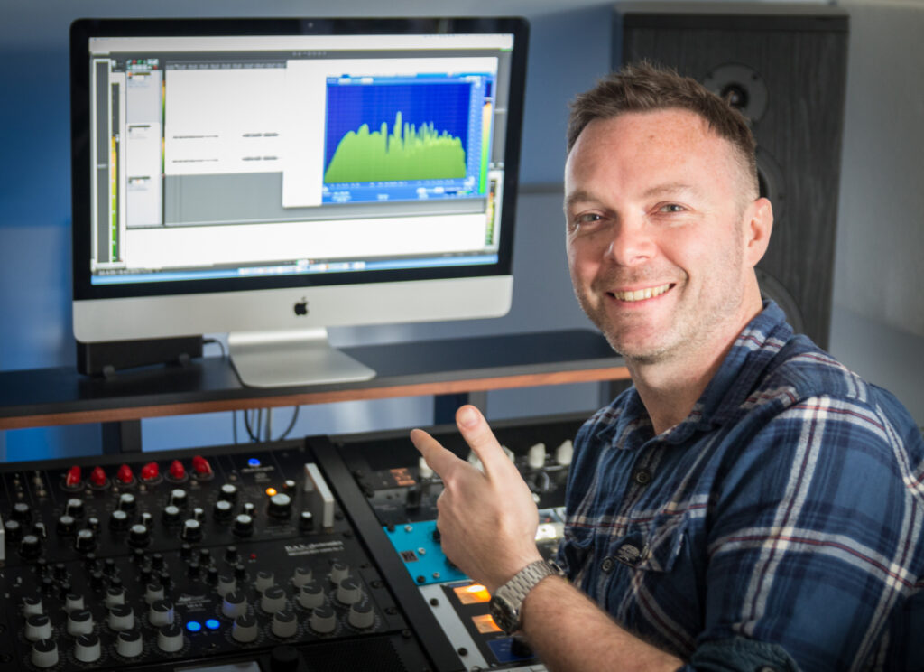 7 Reasons Why You Need To Use A Mastering Engineer Right Now Steve Kitch Mastering