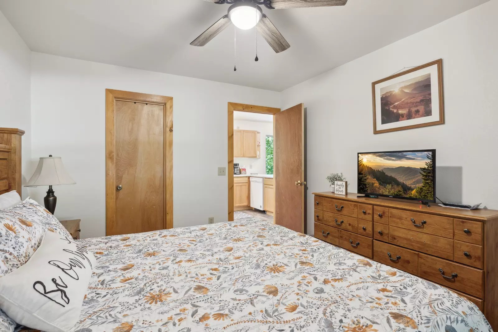 Gatlinburg Cabin Rental Virgil's Retreat 263 2 bedroom