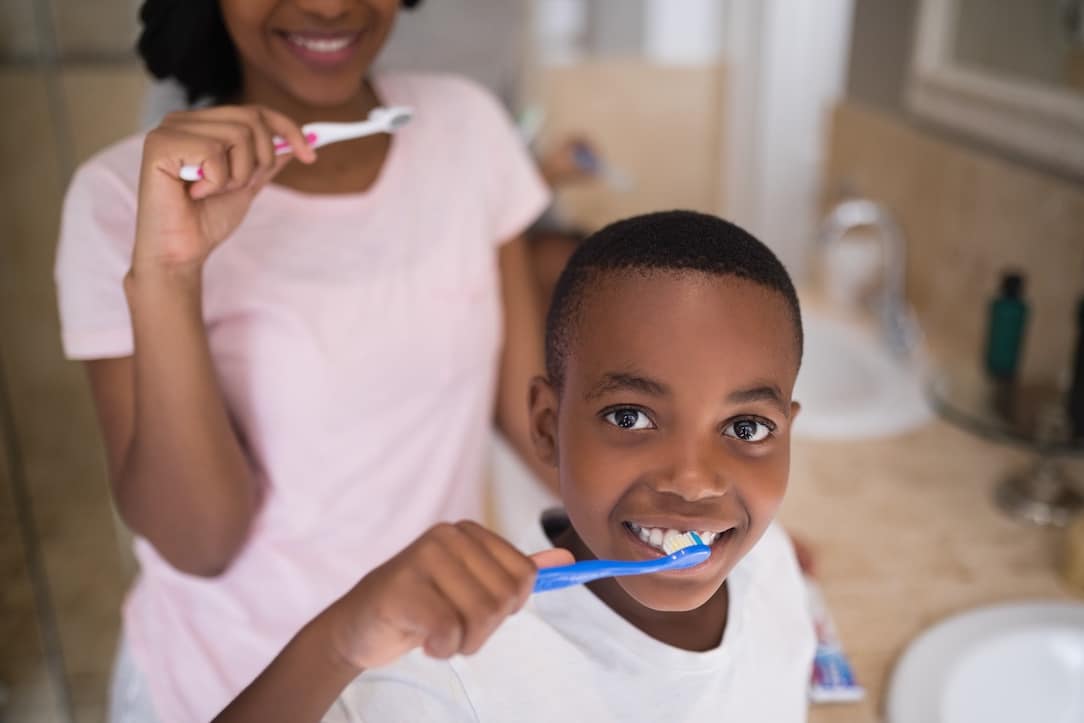 Rinsing After Brushing Your Teeth Right or Wrong?