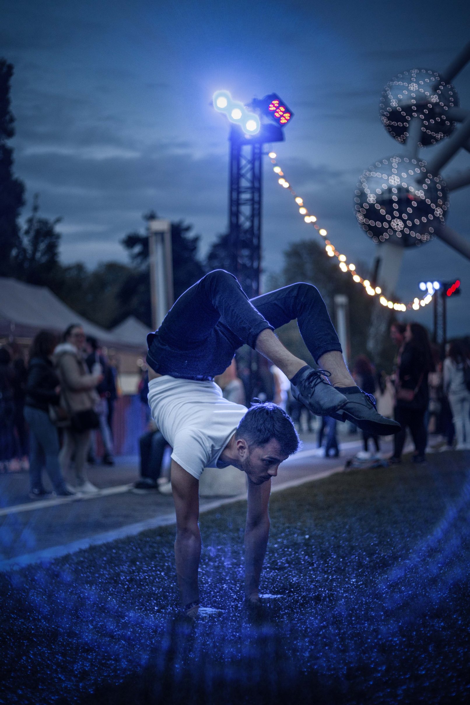 Diego Salles, Artiste, acrobate, Bruxelles, Brussels - © Aurore Alifanti Photographie - Photographe Paris, Voyage, Tourisme